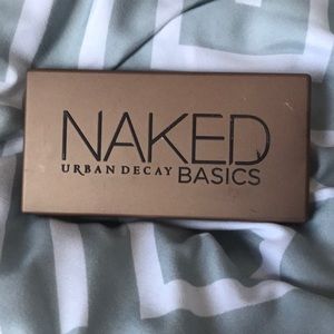 Naked basics palette